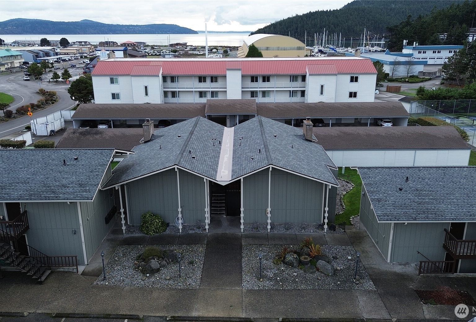 1710 Skyline Way #B103 Anacortes, WA 98221 - Thumbnail 3