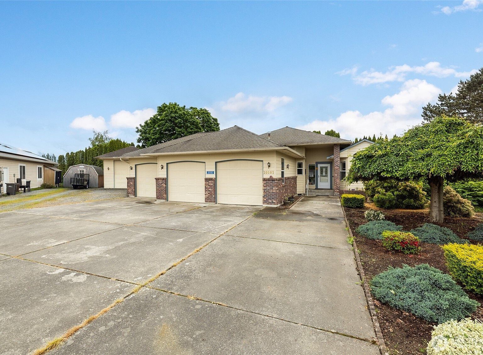 20303 Gardner Ct Burlington, WA 98233 - Thumbnail 3