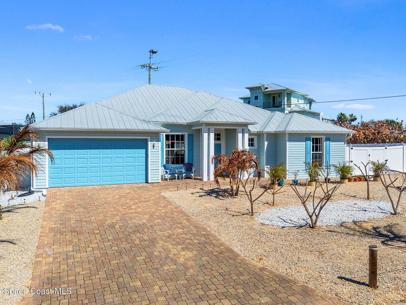 1139 S Brevard Ave Cocoa Beach, FL 32931 - Thumbnail 3