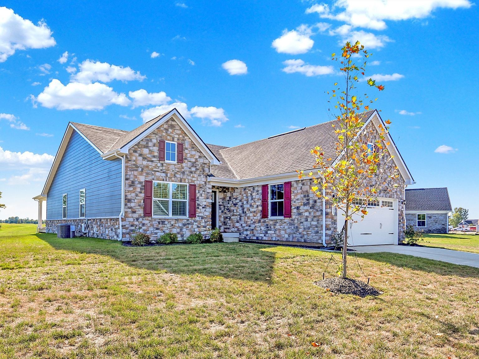 953 Independence Dr Edinburgh, IN 46124 - Thumbnail 3