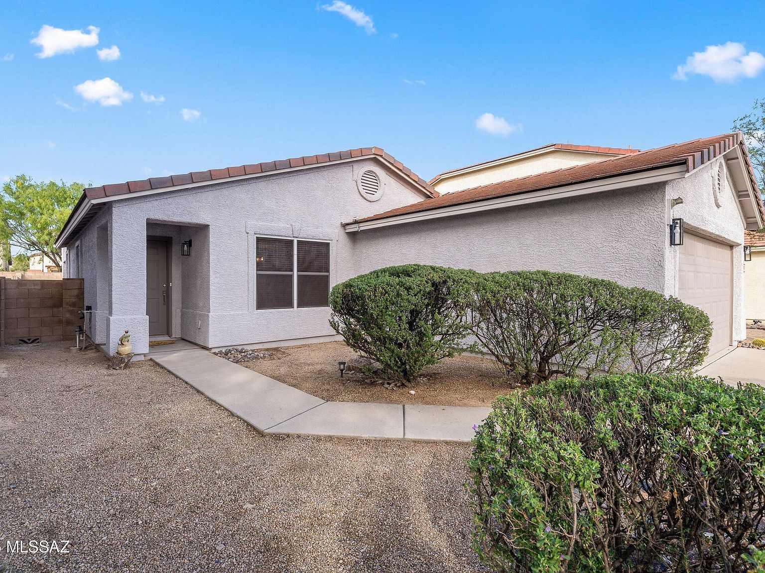 10421 E Haymarket St Tucson, AZ 85747 - Thumbnail 3