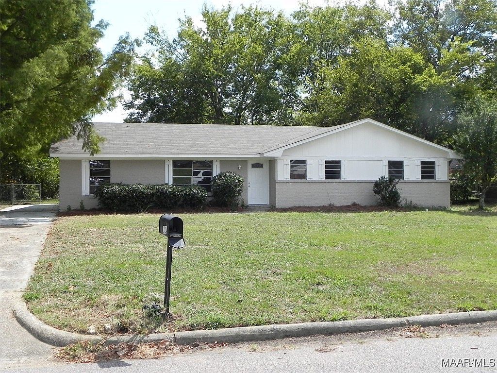 2724 Endicott Dr Montgomery, AL 36116 - Thumbnail 3