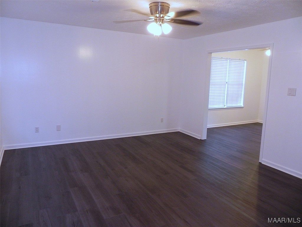 227 Gardenia Ct Prattville, AL 36067 - Thumbnail 3