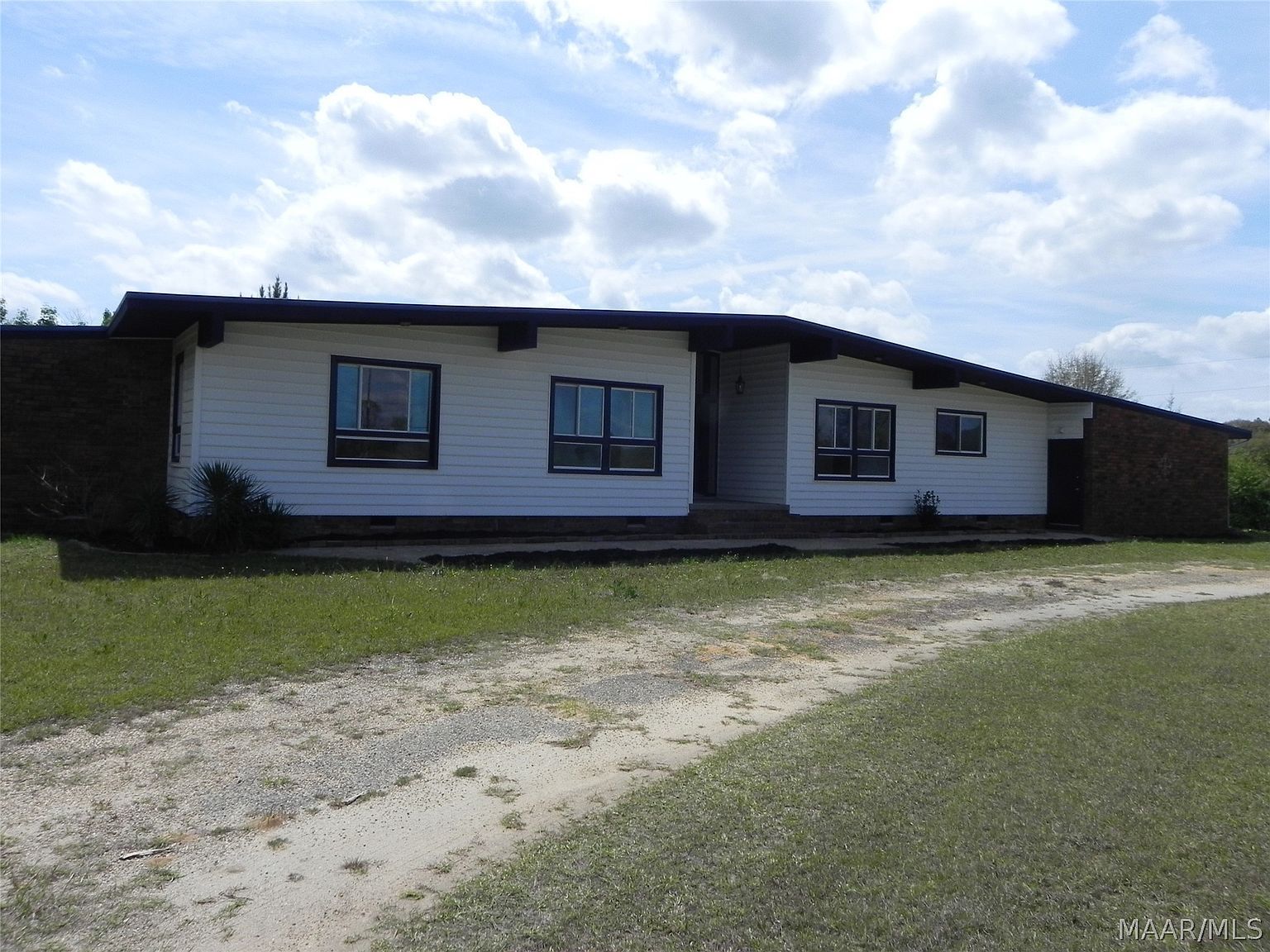 2889 Claud Rd Eclectic, AL 36024 - Thumbnail 3