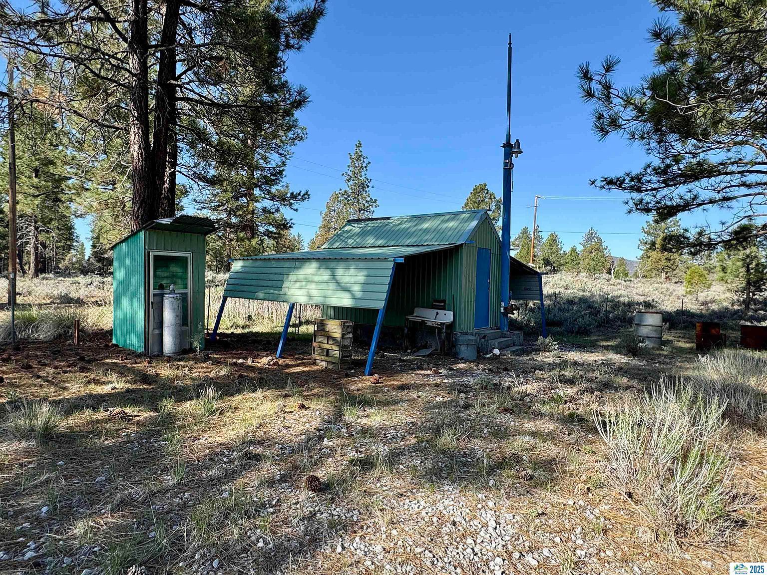 686-900 Ivy Way Susanville, CA 96130 - Thumbnail 3
