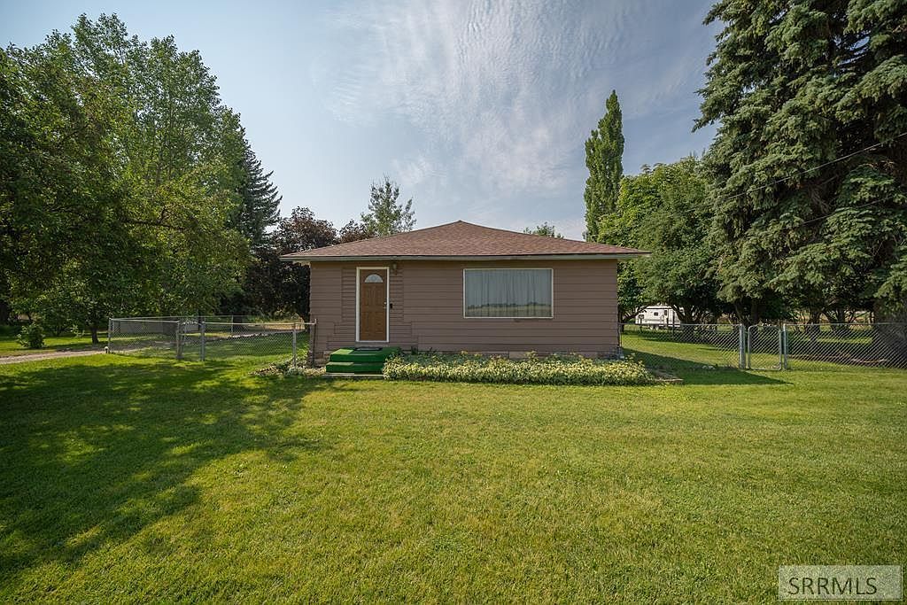 777 W Highway 39 Blackfoot, ID 83221 - Thumbnail 3