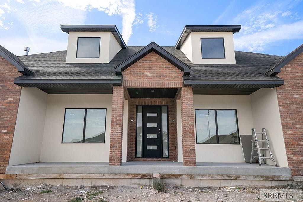 5707 Long Cove Dr Idaho Falls, ID 83404 - Thumbnail 3