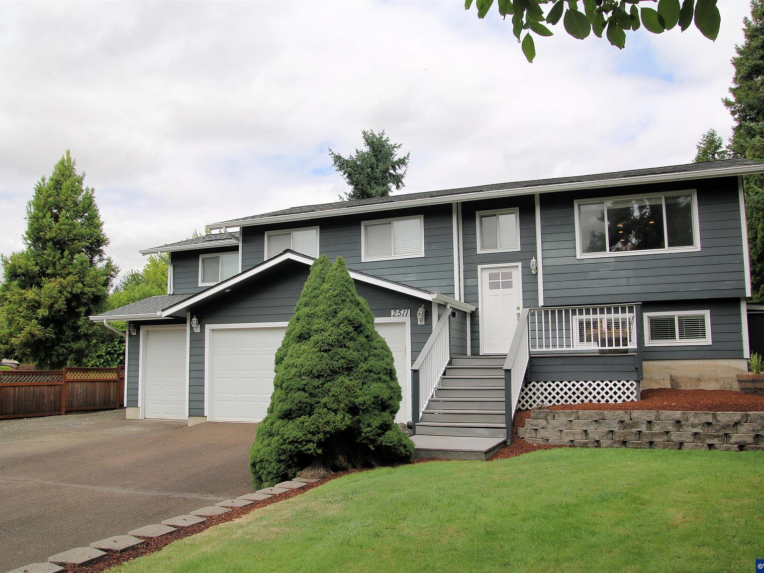 2511 Robinhood Ln NW Albany, OR 97321 - Thumbnail 3