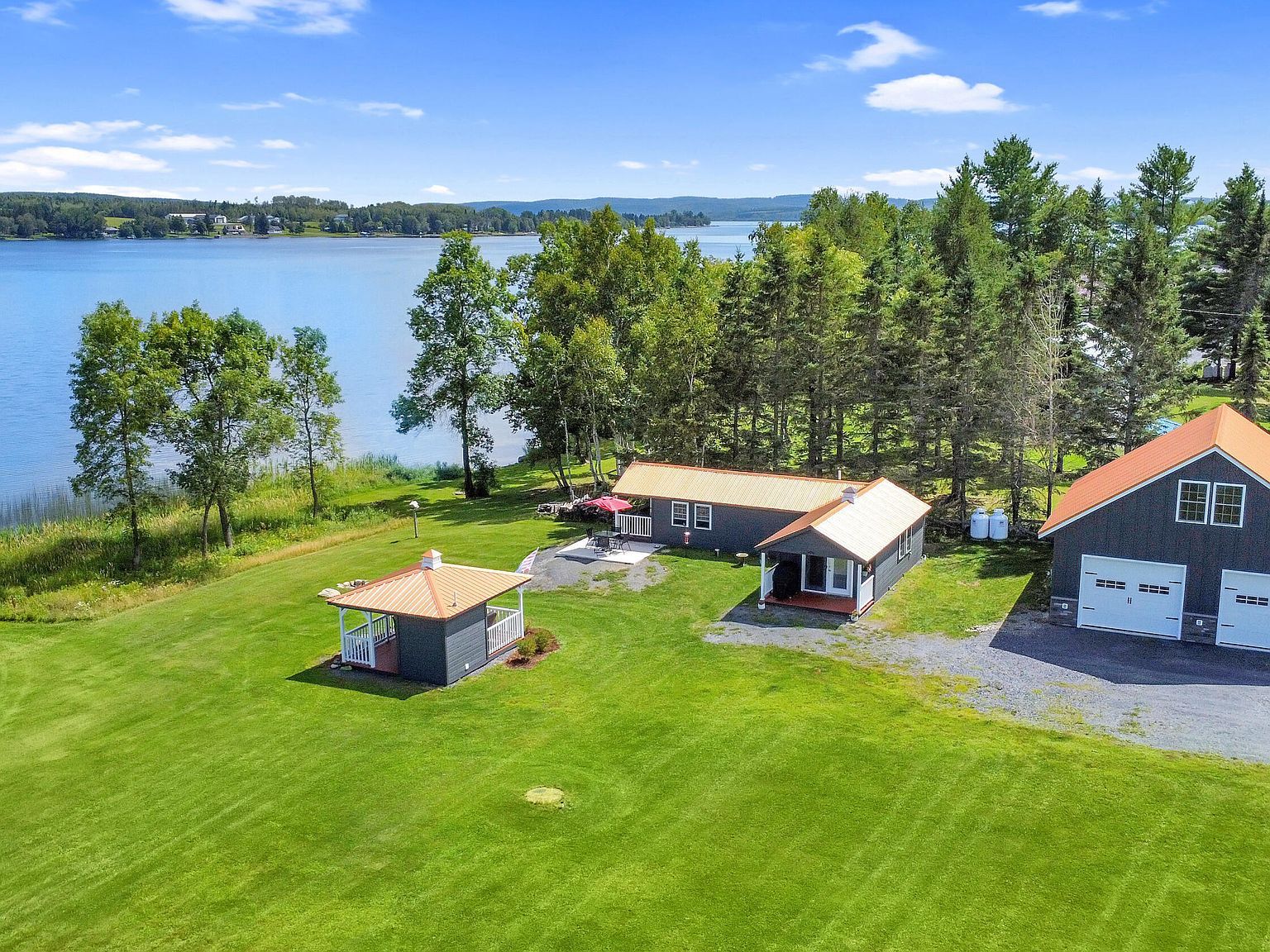 162 Island Rd Saint Agatha, ME 04772 - Thumbnail 3