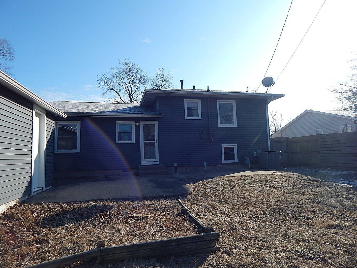 3302 Greenbrier Dr Bettendorf, IA 52722 - Thumbnail 3