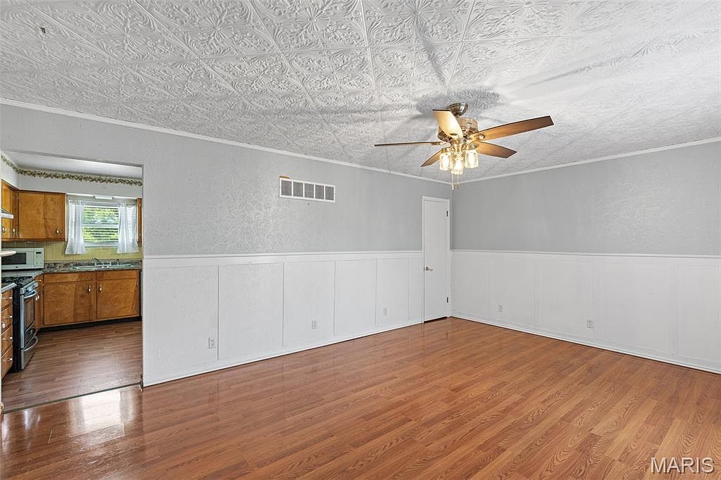 576 Landon Rd Bourbon, MO 65441 - Thumbnail 3