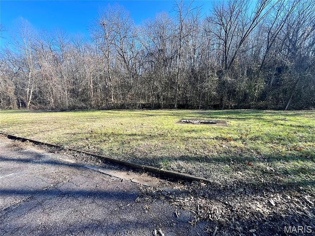 912 Olive St New Haven, MO 63068 - Thumbnail 3