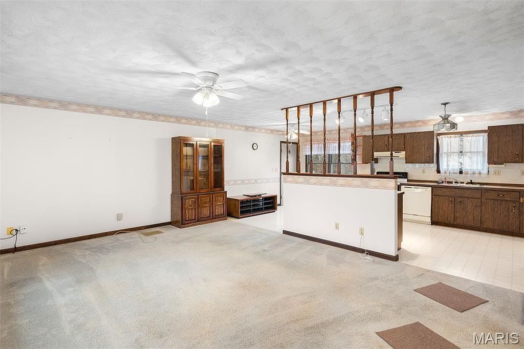 709 Ron Ave Washington, MO 63090 - Thumbnail 3