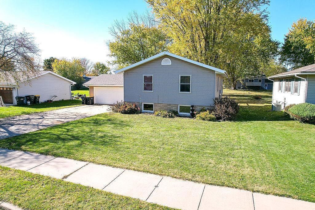 1405 Lincoln Ave Tomah, WI 54660 - Thumbnail 3