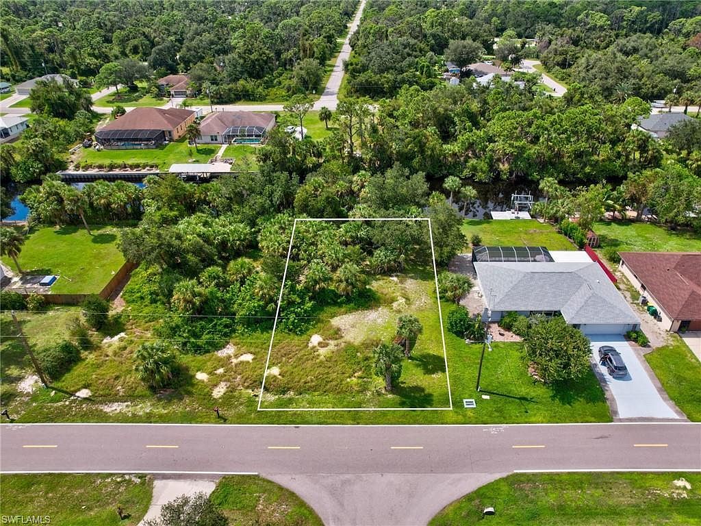 2265 Cedarwood St Port Charlotte, FL 33948 - Thumbnail 3