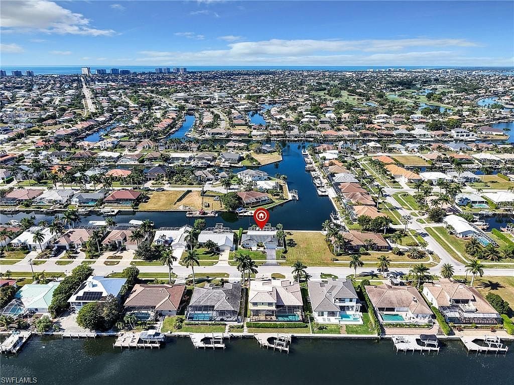 84 Gulfport Ct Marco Island, FL 34145 - Thumbnail 3