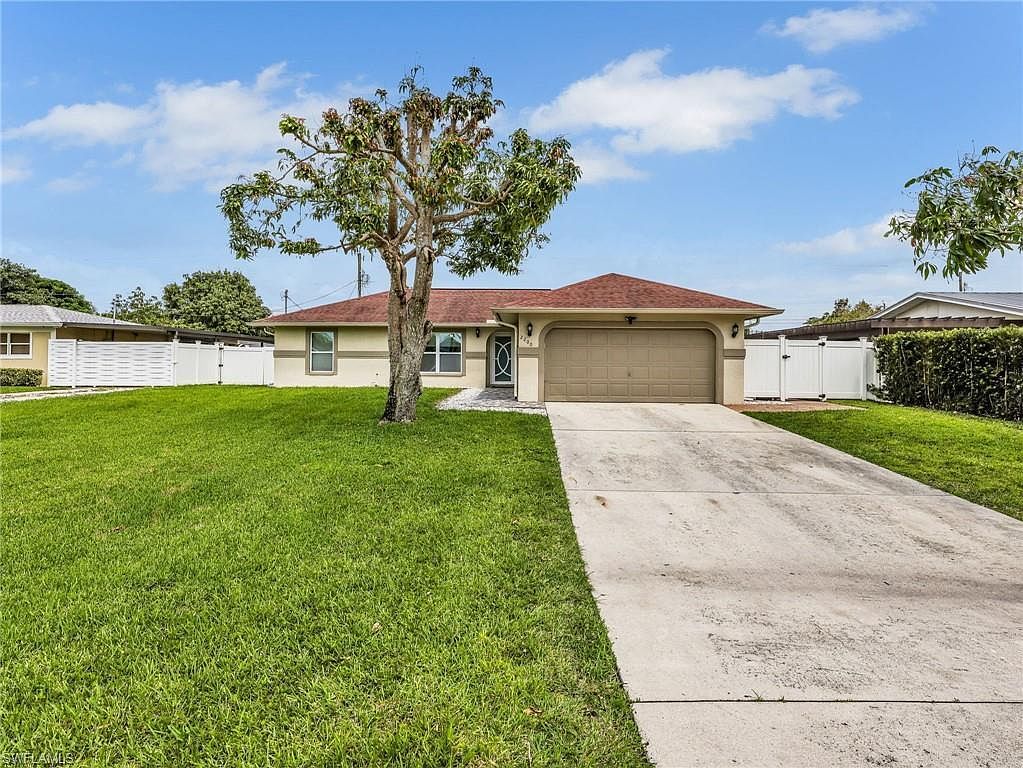 2200 45th Ter SW Naples, FL 34116 - Thumbnail 3