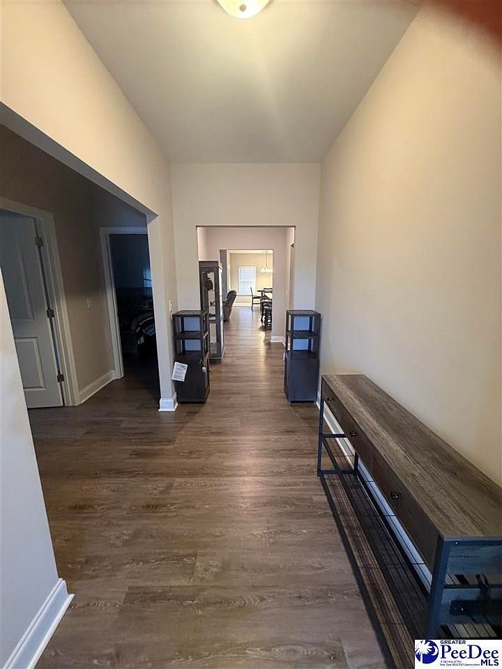 1498 Summergate Dr Florence, SC 29501 - Thumbnail 3