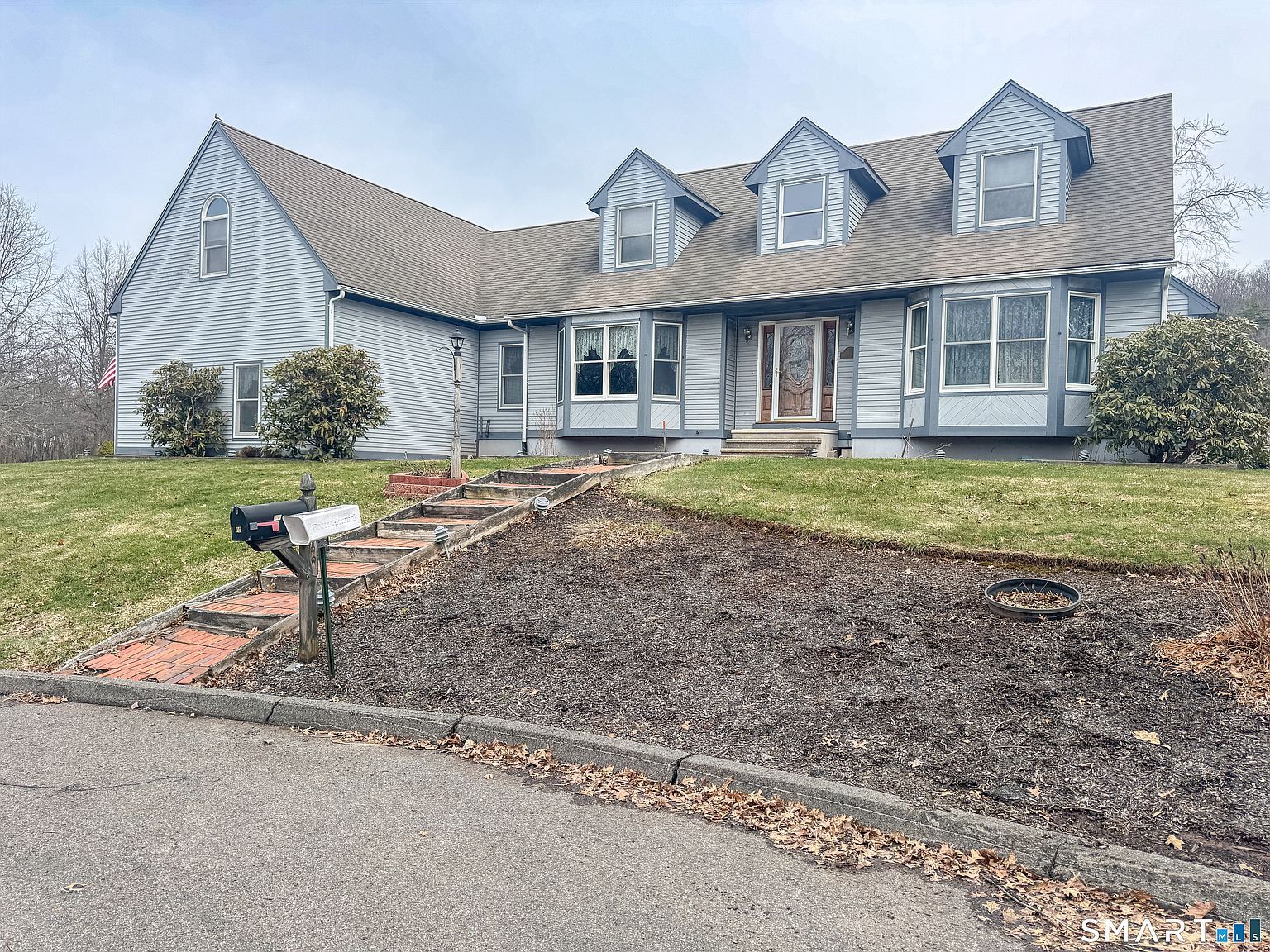 10 Boris Ct Meriden, CT 06450 - Thumbnail 3