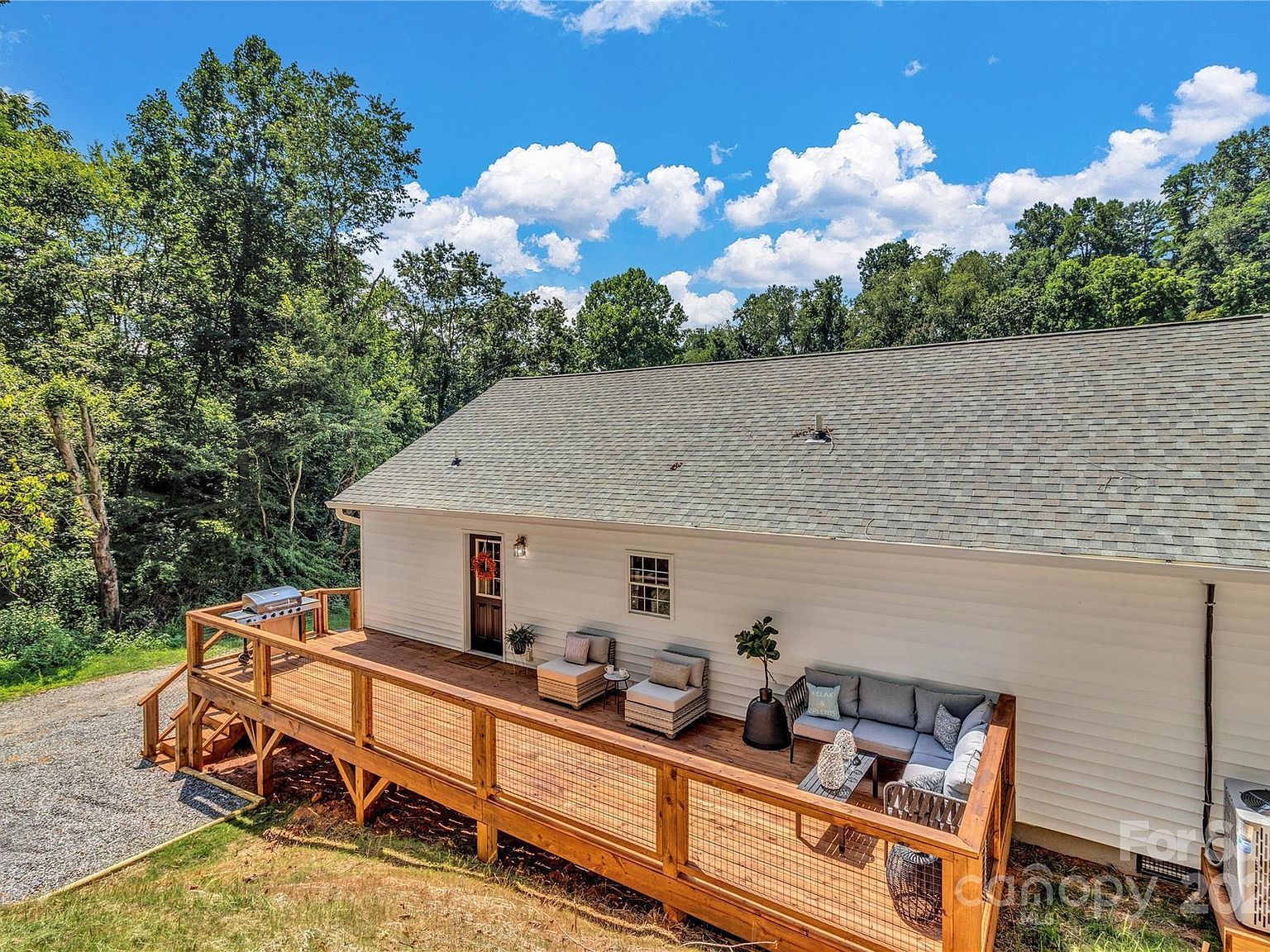 21 Carolinda Ln Waynesville, NC 28786 - Thumbnail 3