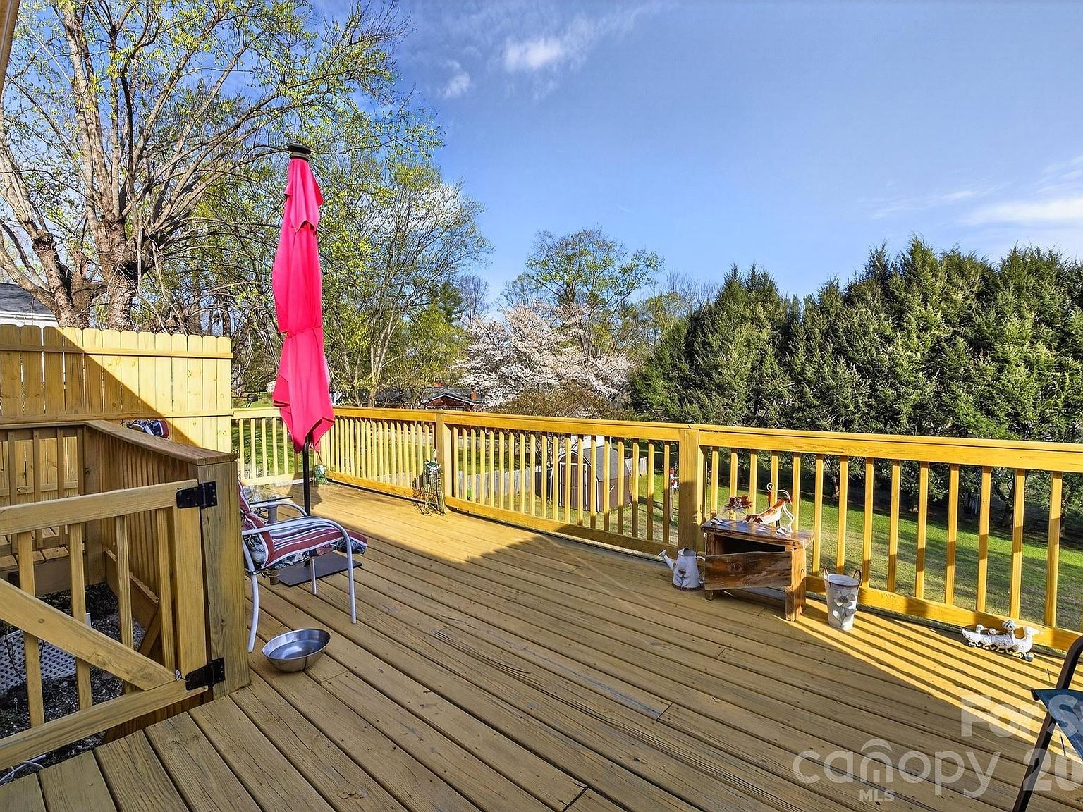 708 Wilmore St NE Lenoir, NC 28645 - Thumbnail 3
