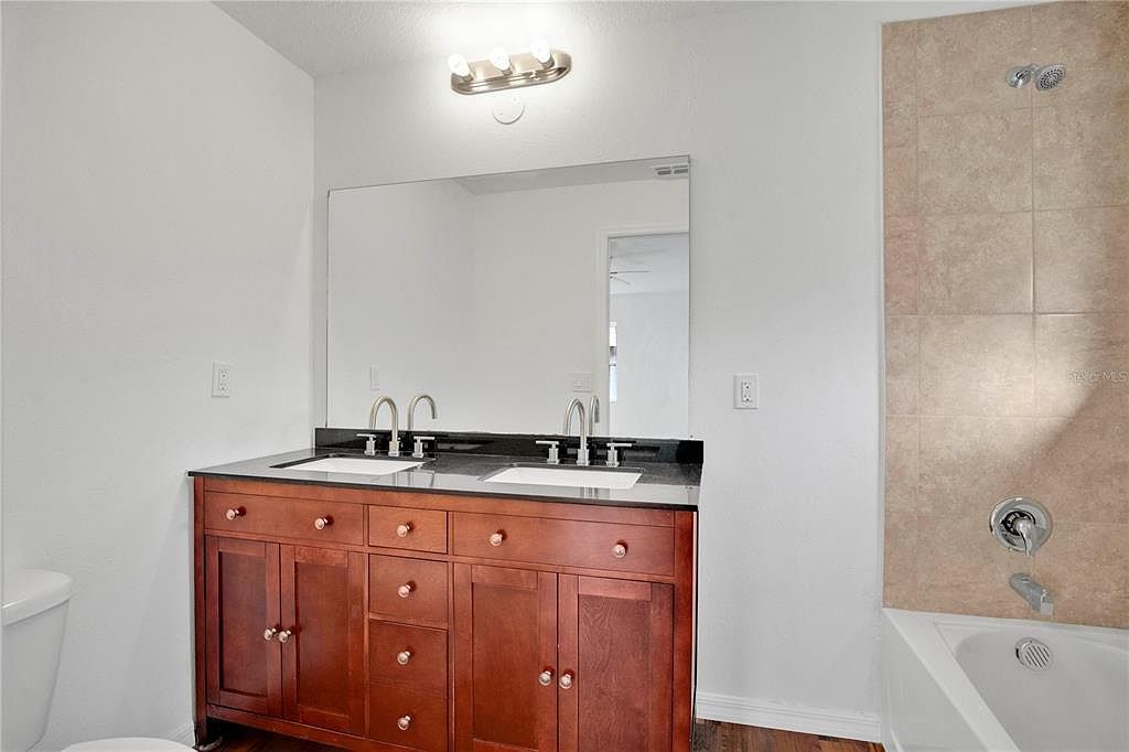 776 E Broadway St Oviedo, FL 32765 - Thumbnail 3