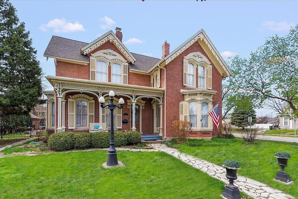 603 Clay St Cedar Falls, IA 50613 - Thumbnail 3