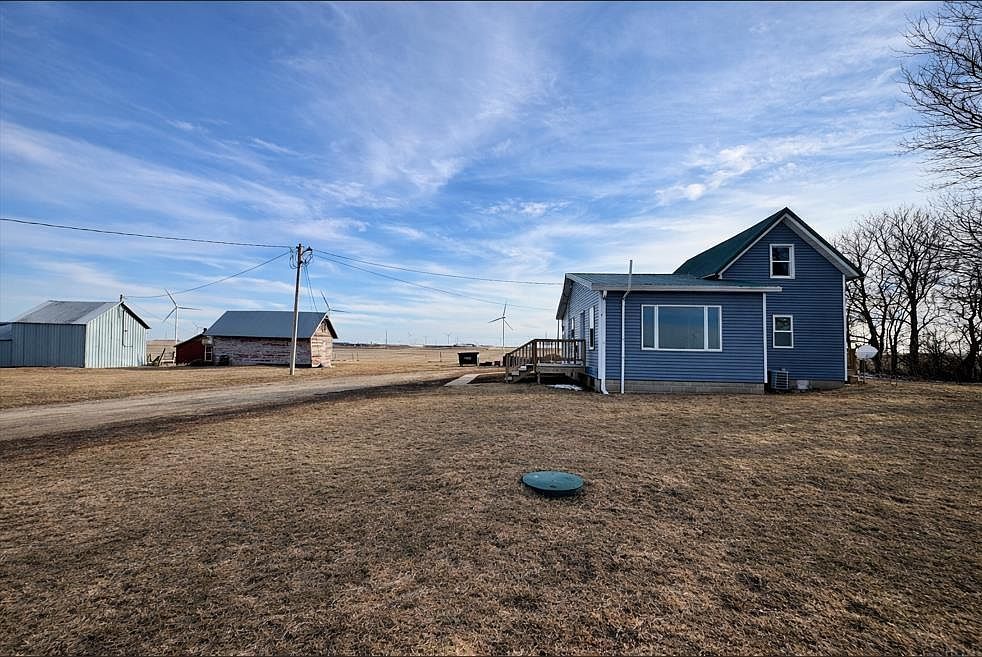 5484 310th St Cylinder, IA 50528 - Thumbnail 3