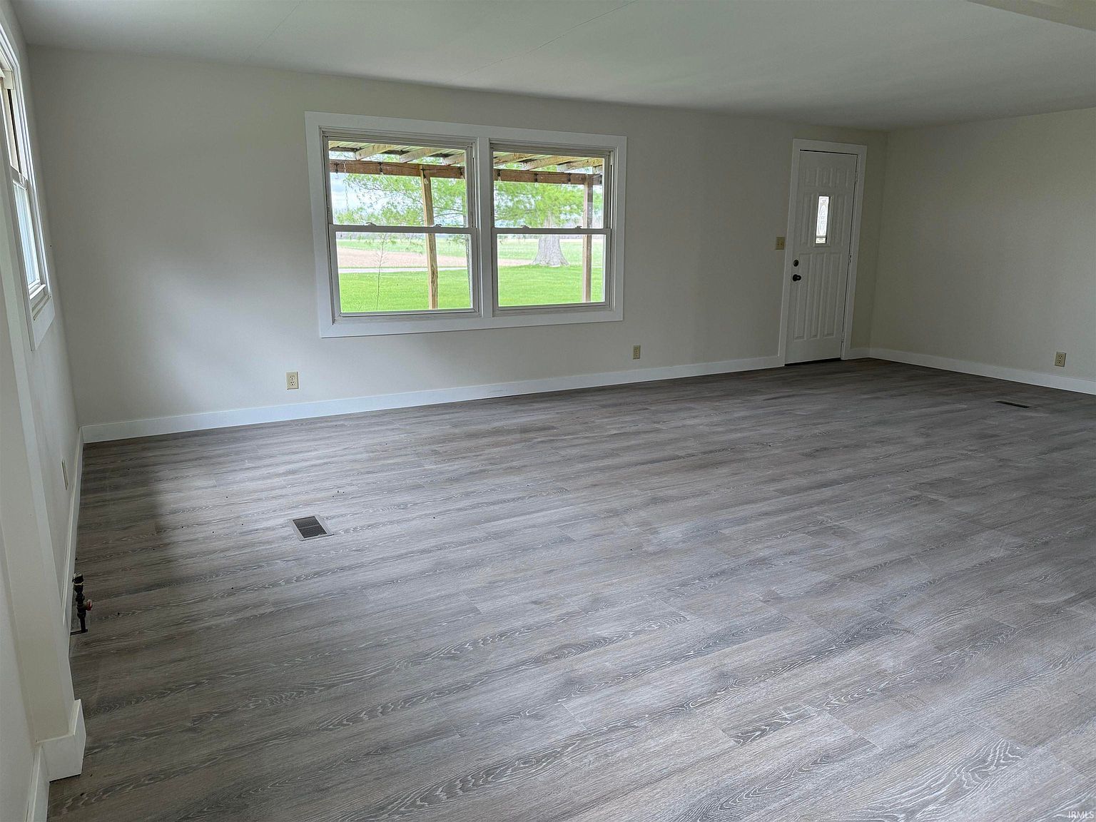 5460 E 900th Rd N Decatur, IN 46733 - Thumbnail 3