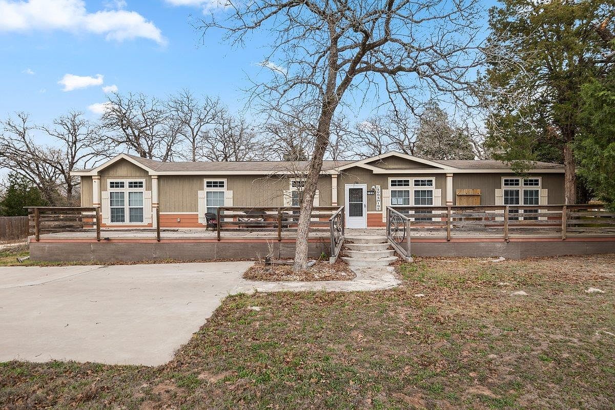 186 La Selva Dr Elgin, TX 78621 - Thumbnail 3