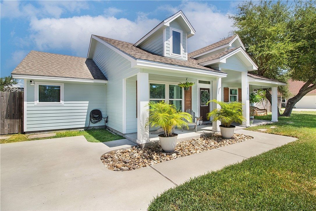 117 Santa Clara Dr Rockport, TX 78382 - Thumbnail 3