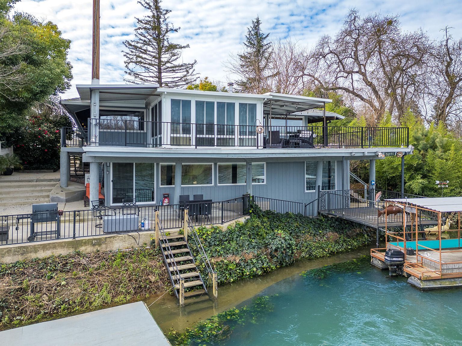 3317 Riverside Dr Anderson, CA 96007 - Thumbnail 3