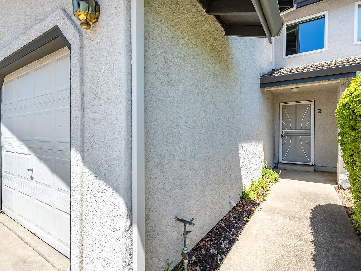 1088 Burton Dr Redding, CA 96003 - Thumbnail 3