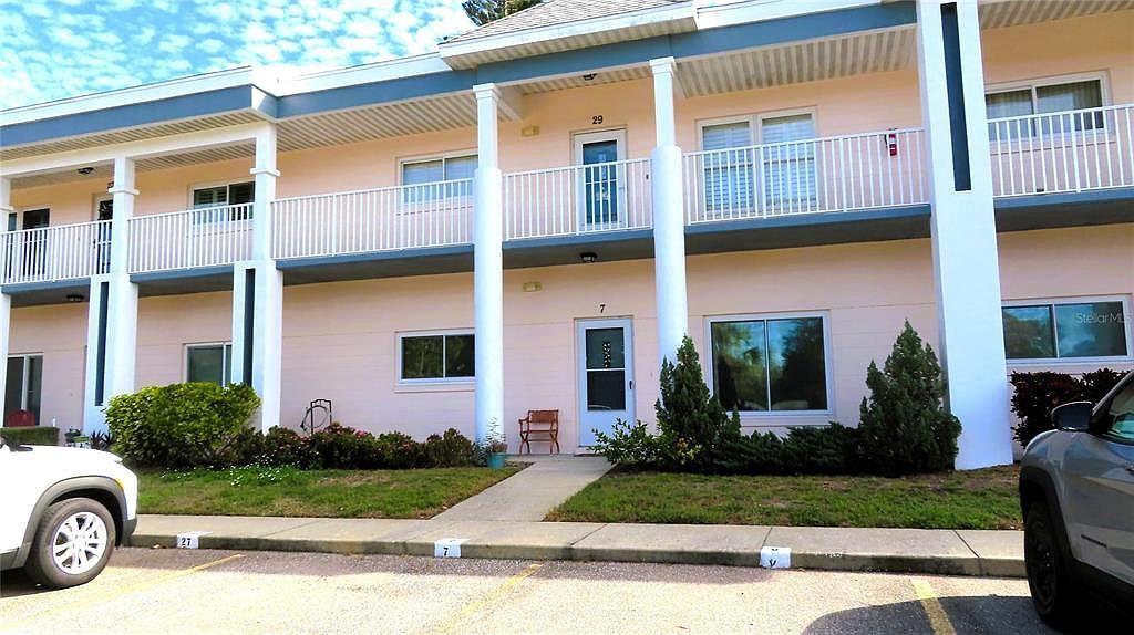 2291 Americus Blvd W APT 7 Clearwater, FL 33763 - Thumbnail 3