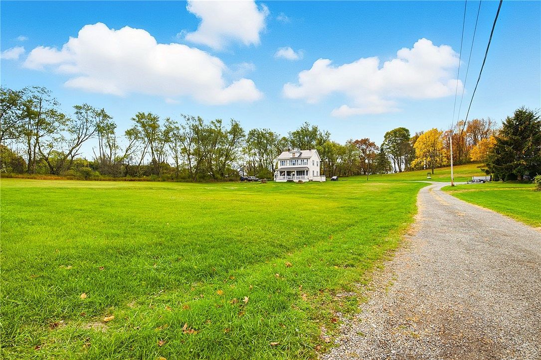 1102 Frankstown Rd Johnstown, PA 15902 - Thumbnail 3