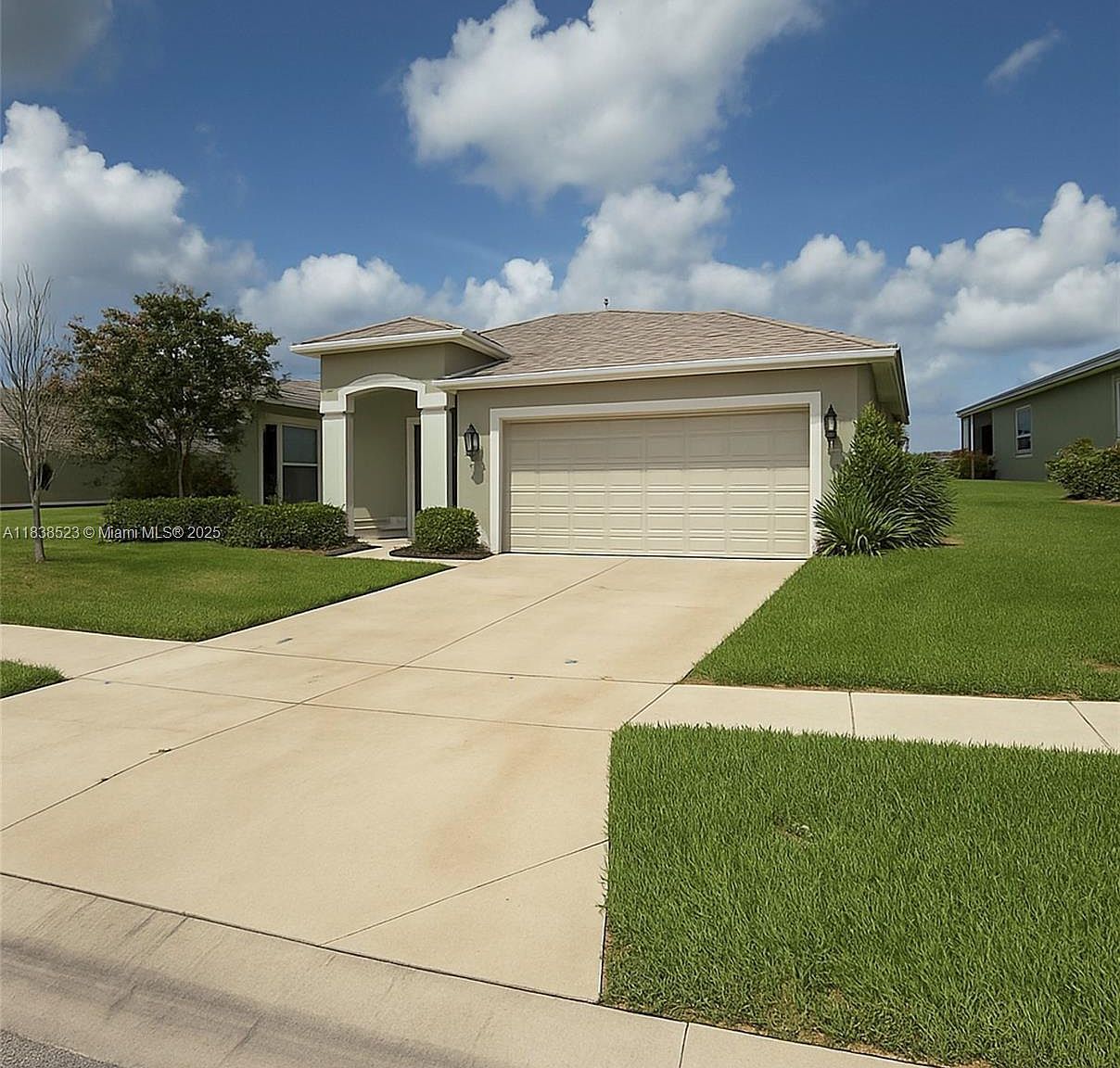 4546 Shenandoah River Trl Leesburg, FL 34748 - Thumbnail 3