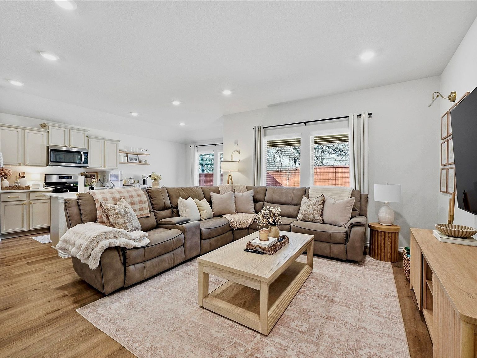 2328 Burleson Rd Sherman, TX 75090 - Thumbnail 3