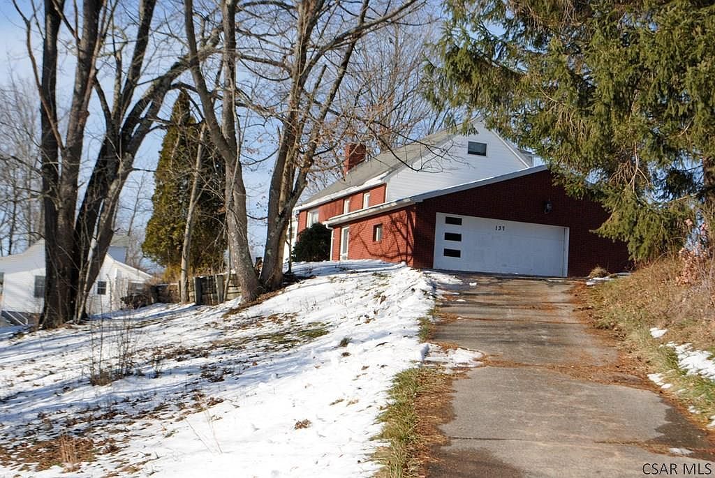 137 Berwick Rd Johnstown, PA 15904 - Thumbnail 3