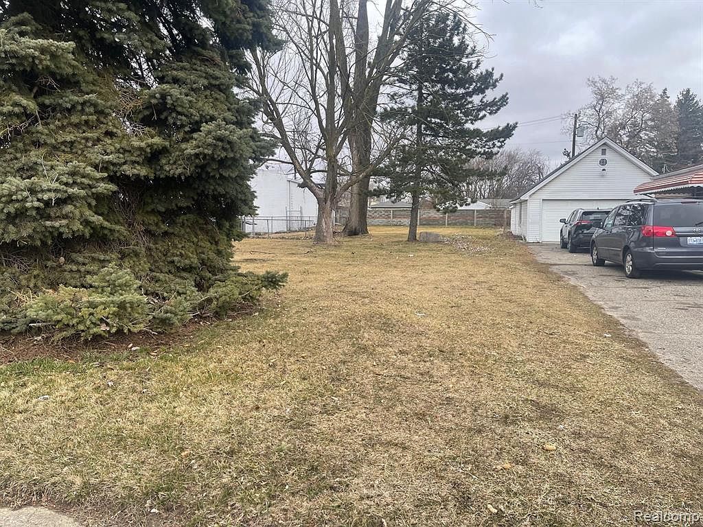 4225 Kiefer Ave Warren, MI 48091 - Thumbnail 3