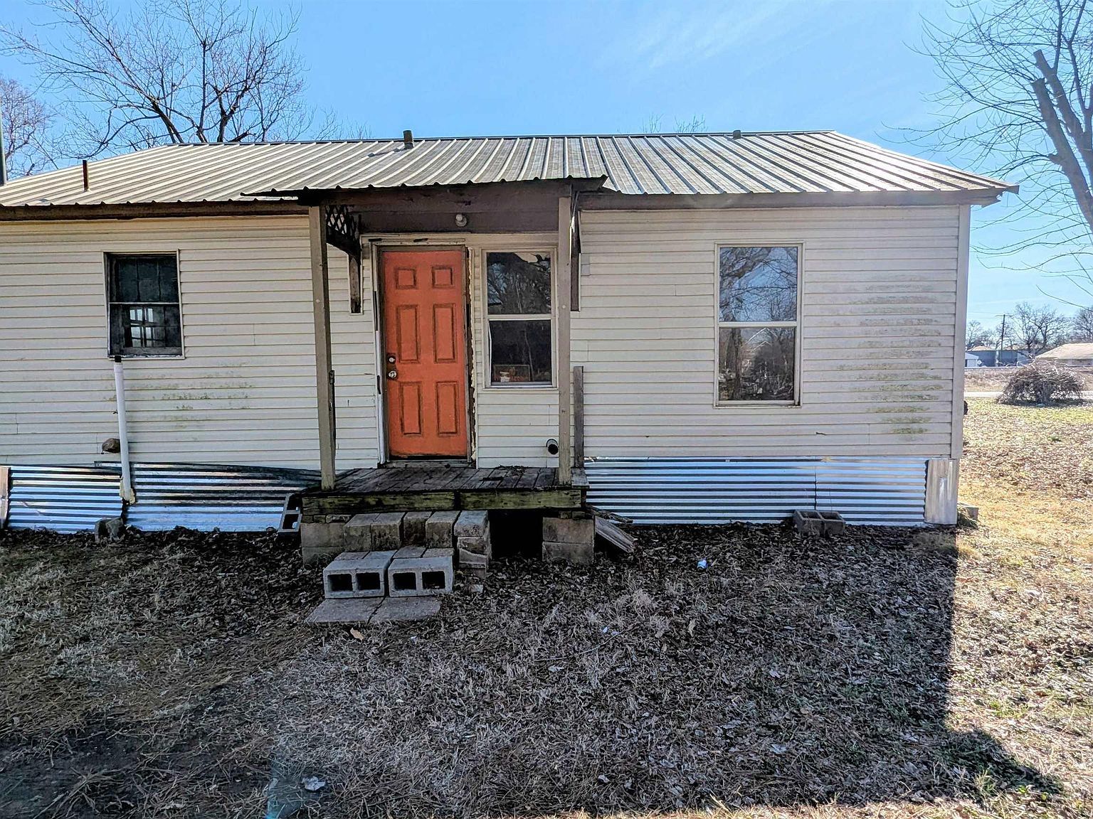 205 Hazel St Tuckerman, AR 72473 - Thumbnail 3