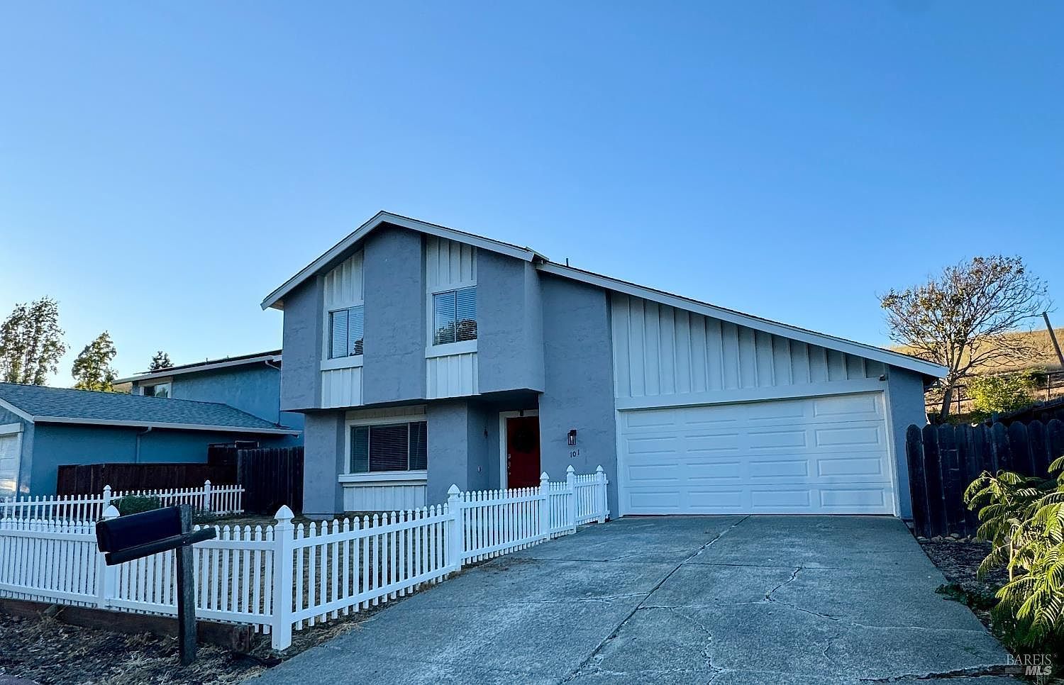 101 Panorama Dr Benicia, CA 94510 - Thumbnail 3