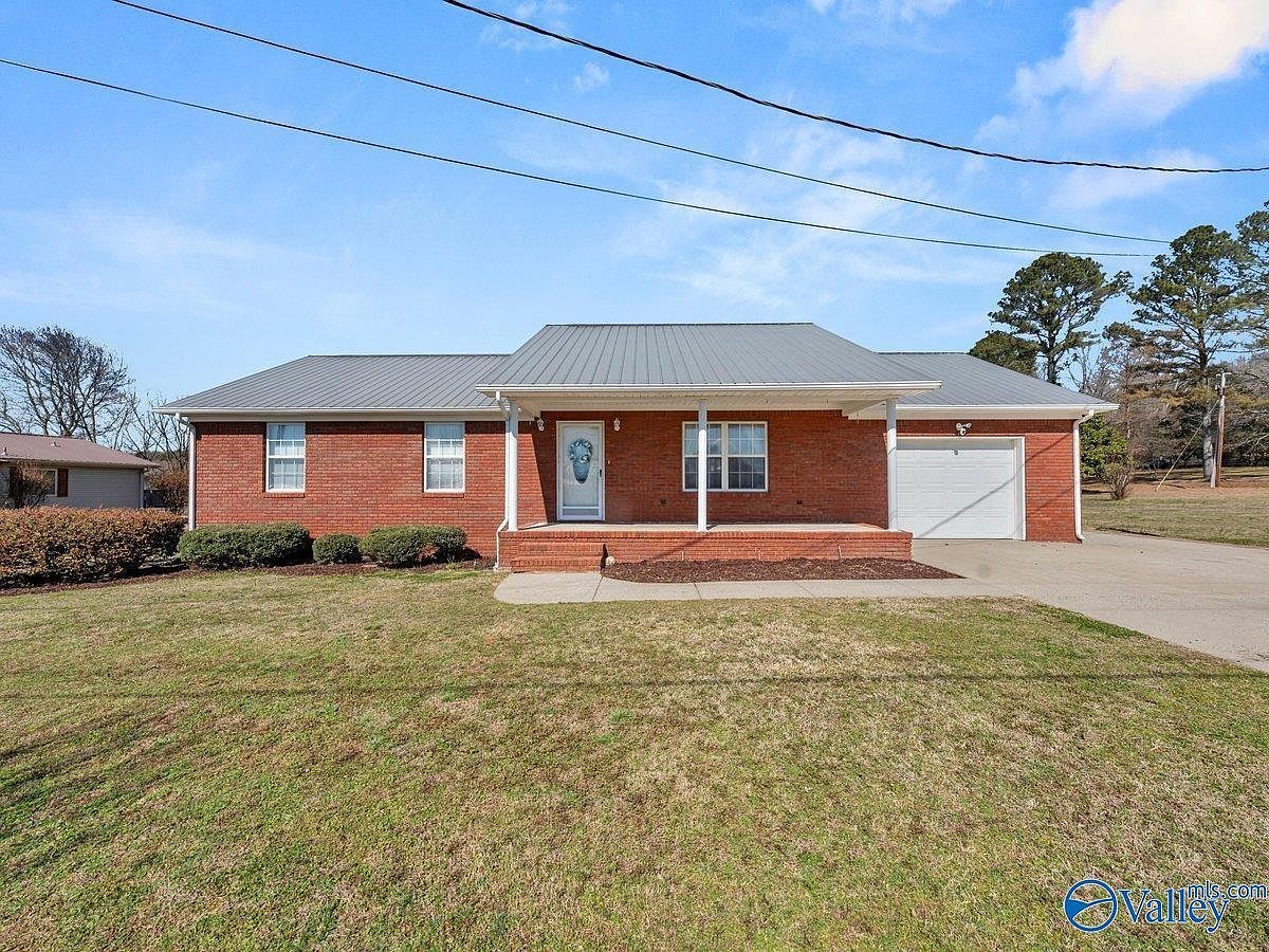 131 Mountain View Dr Woodville, AL 35776 - Thumbnail 3