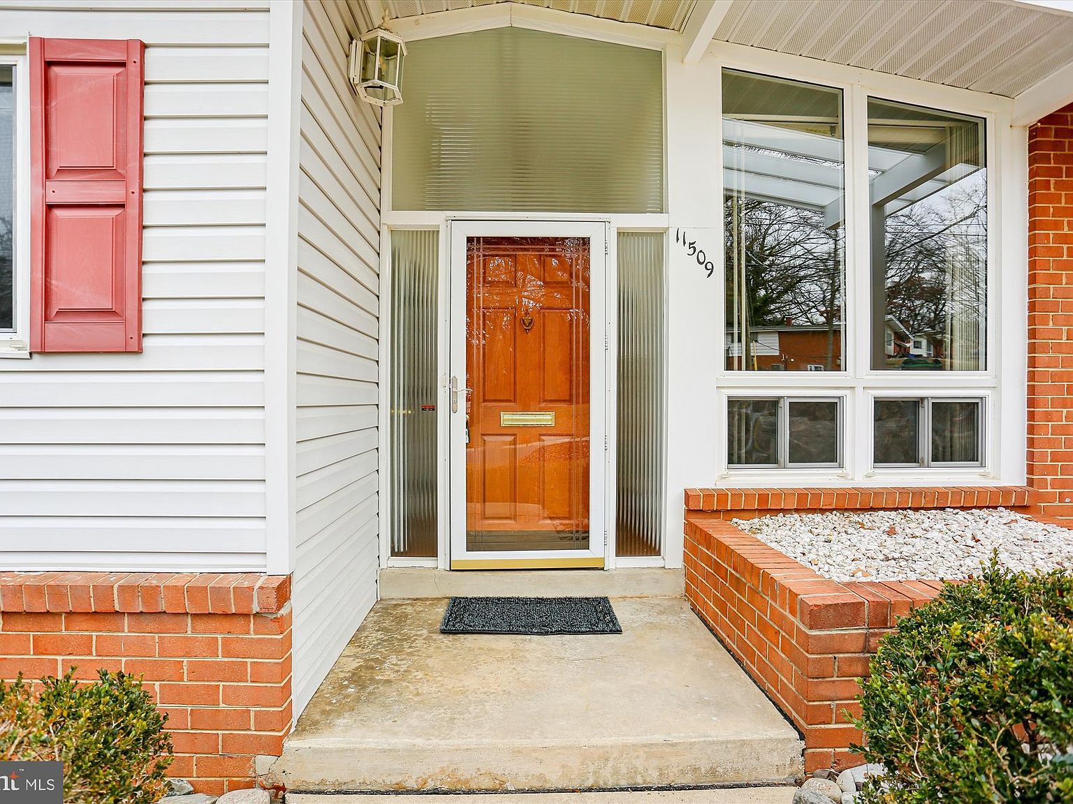 11509 Lamberton Ct Wheaton, MD 20902 - Thumbnail 3