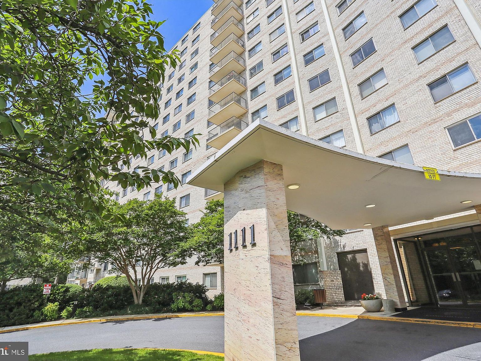 1111 University Blvd W APT 218 Silver Spring, MD 20902 - Thumbnail 3