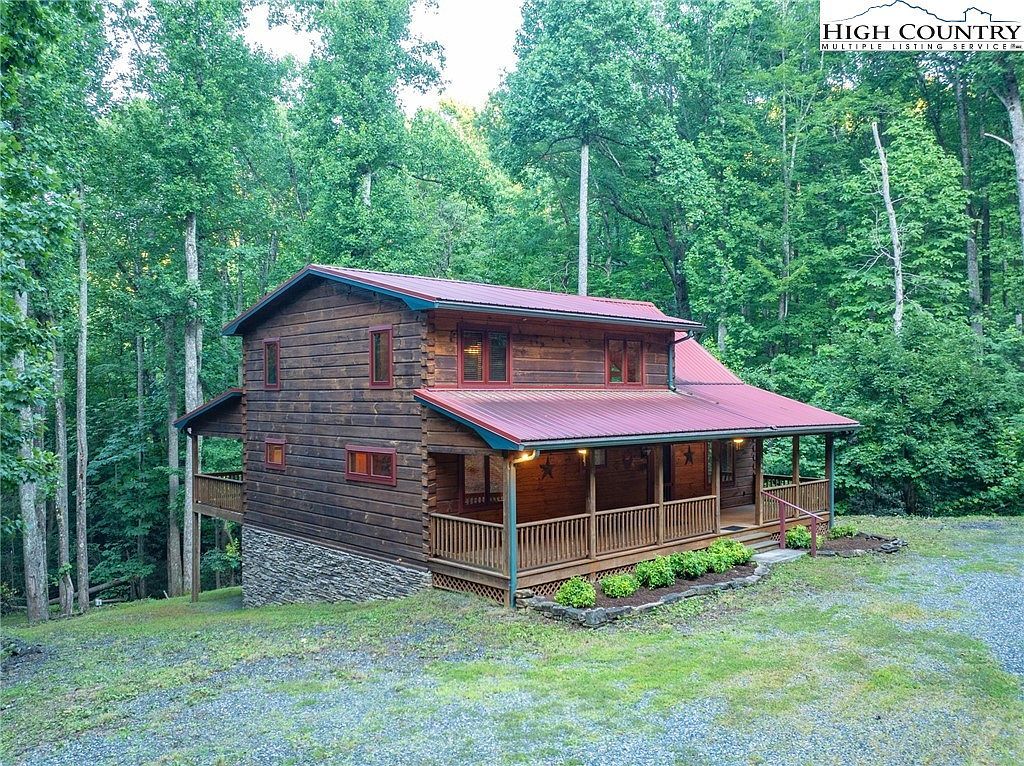 160 Capote Ct Boone, NC 28607 - Thumbnail 3