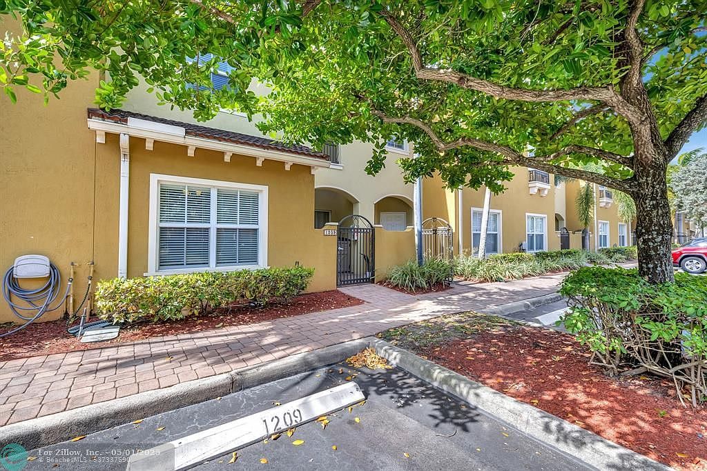 2851 W Prospect Rd UNIT 1209 Tamarac, FL 33309 - Thumbnail 3