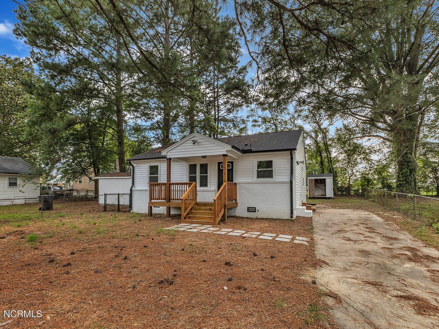 802 Orchard St Goldsboro, NC 27530 - Thumbnail 3