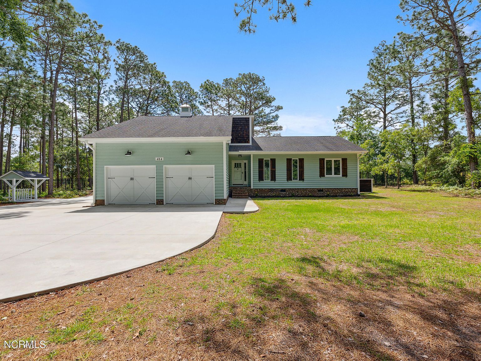 414 Masters Dr Southport, NC 28461 - Thumbnail 3