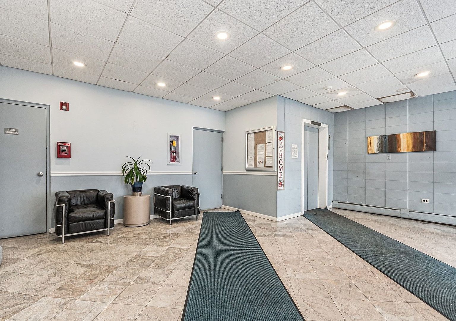 1043 S York Rd APT 202 Bensenville, IL 60106 - Thumbnail 3