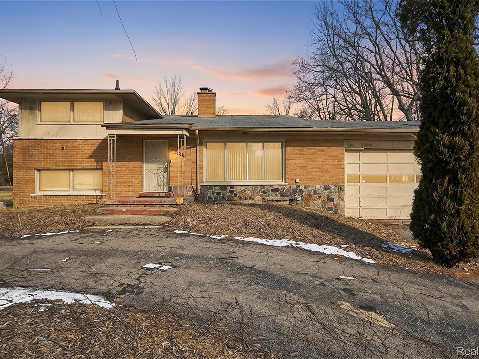 18444 Cornell Rd Southfield, MI 48075 - Thumbnail 3